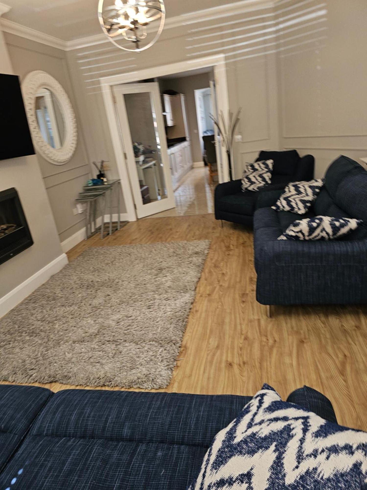 Holiday home Modern 4-5 Bedroom House